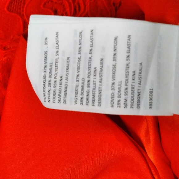 BARDOT Red Lace Off-the-shoulder Dress - Picture 8 of 10